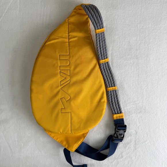 KAVU Rope Cord Sling Pack Yellow 5 Pockets Adjustable Gorpe Hiking Vacation - Picture 8 of 15